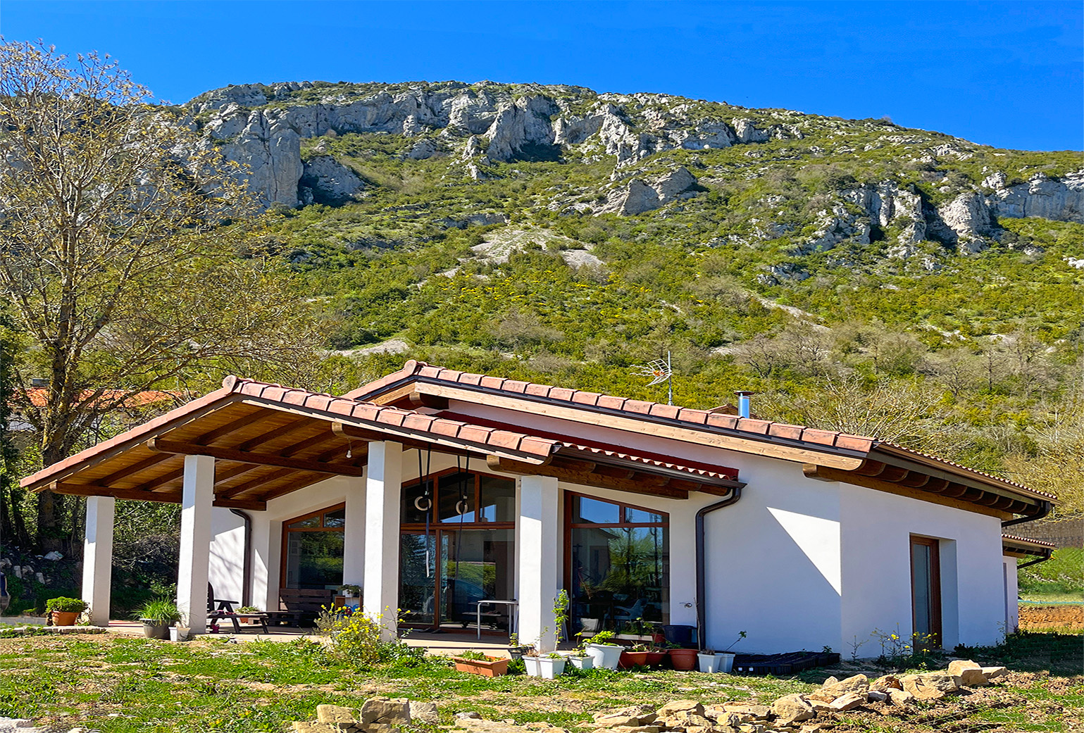 VIVIENDA UNIFAMILIAR LAPOBLACION.NAVARRA